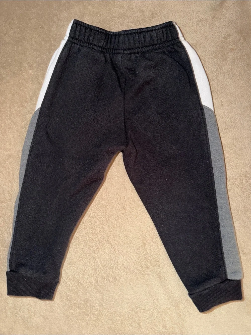 Reebok Heather Gray Crewneck Sweatshirt/Sweat Pants with Black Logo Set